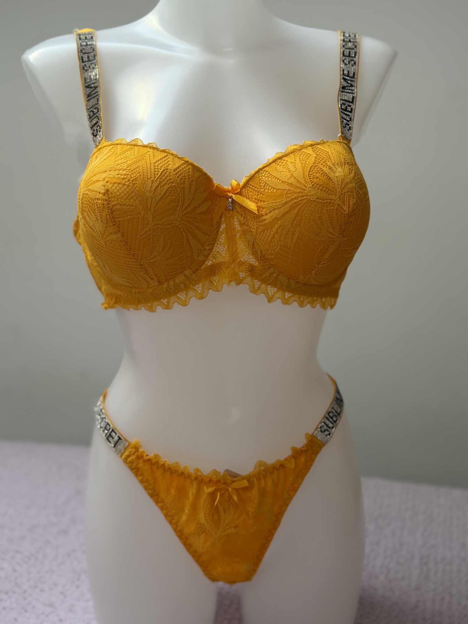 Ensemble de Lingerie Bonnet B-D