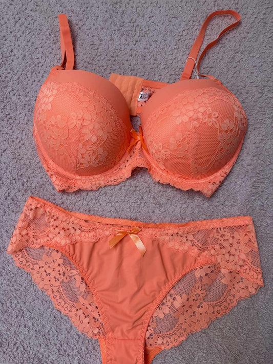 ENSEMBLE LINGERIE BONNET F