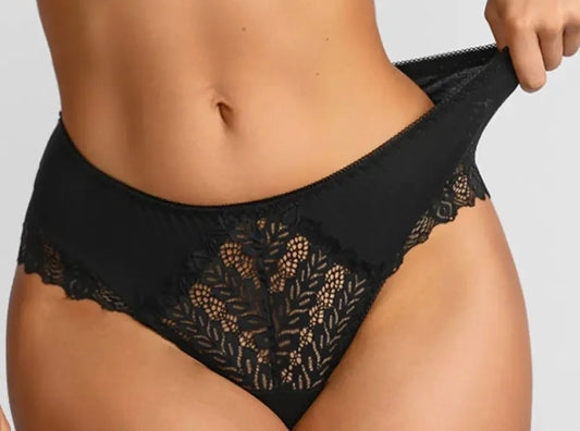Culottes brésiliennes en dentelle à taille moyenne